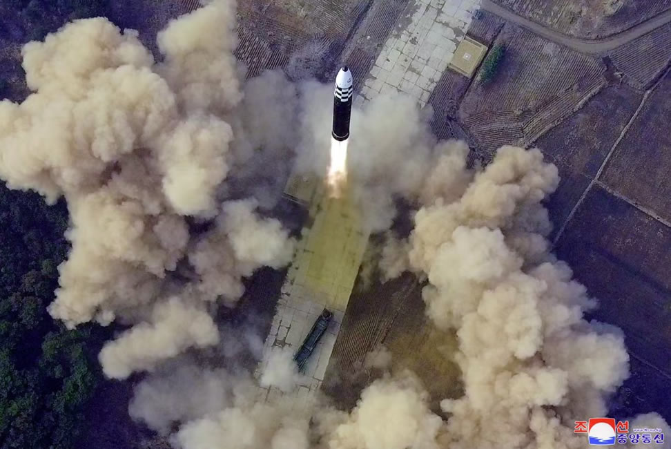 朝鮮Hwasong-17洲際彈道導(dǎo)彈的圖像可能來自較早的發(fā)射