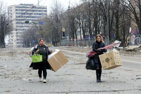 烏克蘭人堅(jiān)守在馬里烏波爾的Azovstal鋼鐵廠