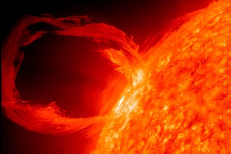 太陽發(fā)生“太陽地震” 極端的日震讓科學(xué)家們感到困