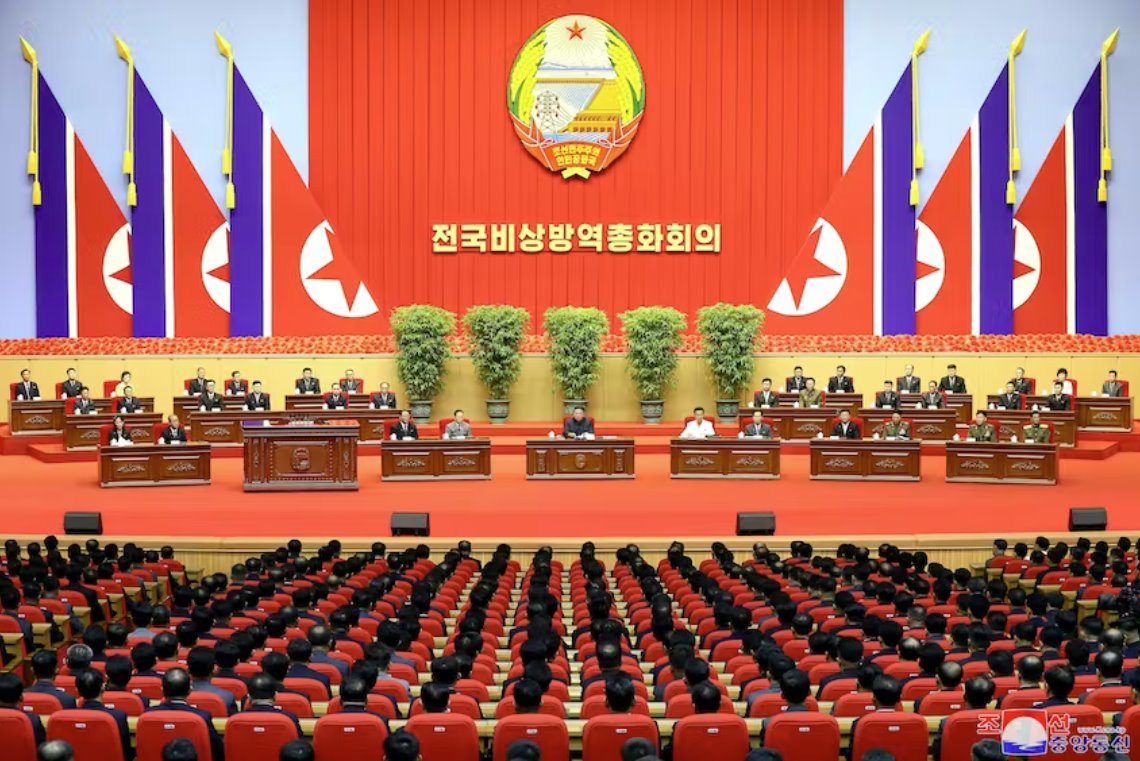 朝鮮在宣布疫情勝利后取消了戴口罩的規(guī)定
