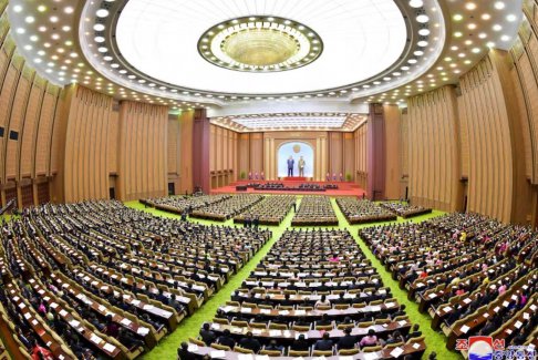 朝鮮議會(huì)開(kāi)會(huì)努力建設(shè)“社會(huì)主義仙境”