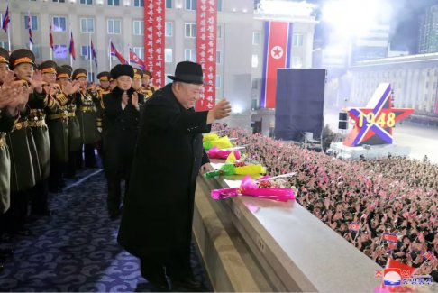 朝鮮舉行集會(huì)譴責(zé)美國 警告核戰(zhàn)爭