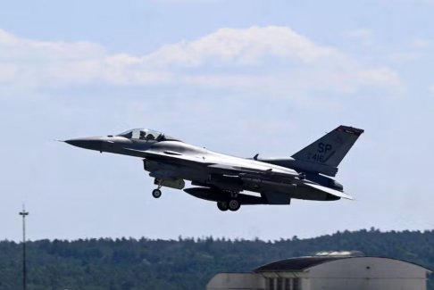 俄羅斯稱(chēng)軍機(jī)在敘利亞上空暴露于聯(lián)軍F-16制導(dǎo)系統(tǒng)