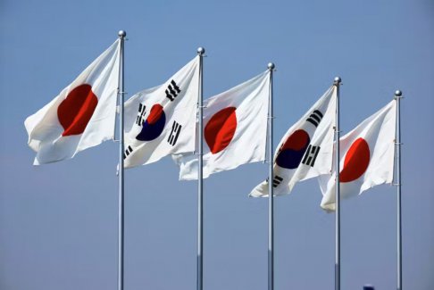 日本在悲觀的年度安全評估中歡迎與韓國的解凍